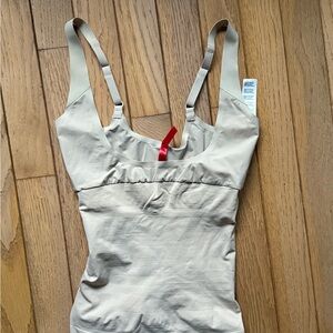 NWOT- SPANX Natural Beige Shapewear Top